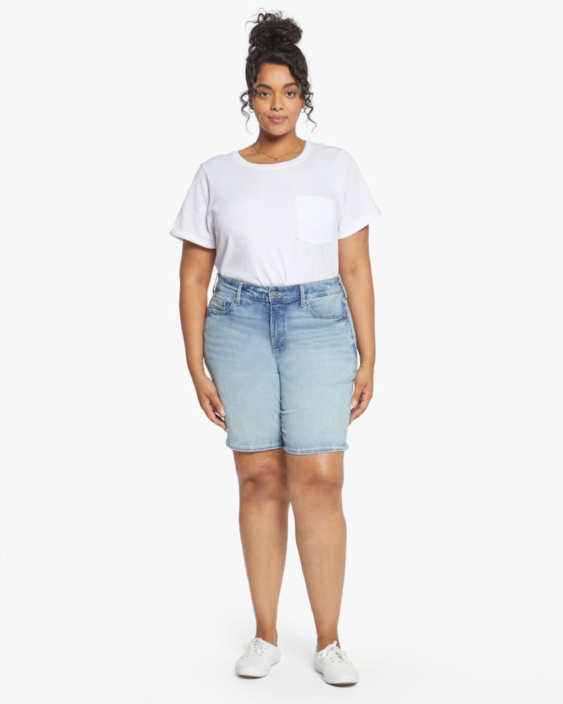 Front of a model wearing a size 14W Ella Side Slit Short in Altair by NYDJ. | dia_product_style_image_id:187606